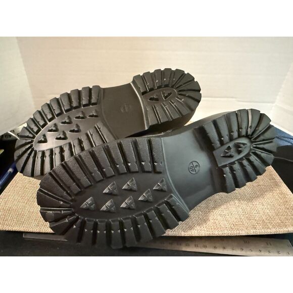 Womens NWOT Buckle Detail Clogs Size 9 by Rouge, Black - Picture 4 of 4